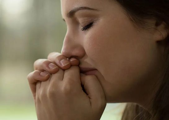 اختلال شخصیت پارانوئید چیست و چگونه درمان میشود؟